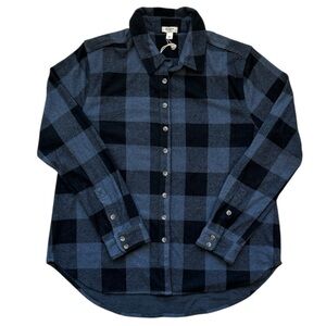 Dylan Railey Plaid Sweater Shirt Size Medium NWT